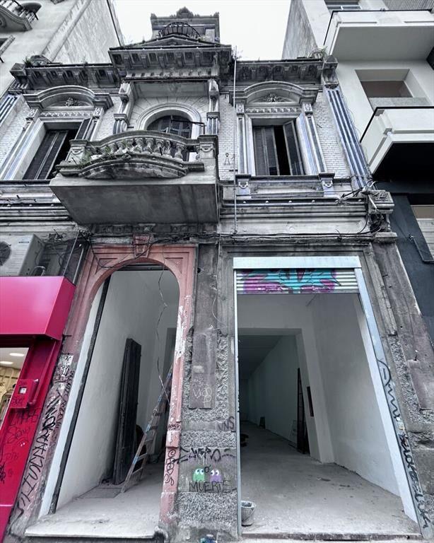 ALQUILER GRAN LOCAL COMERCIAL MEJOR CUADRA 18 DE JULIO CORD
