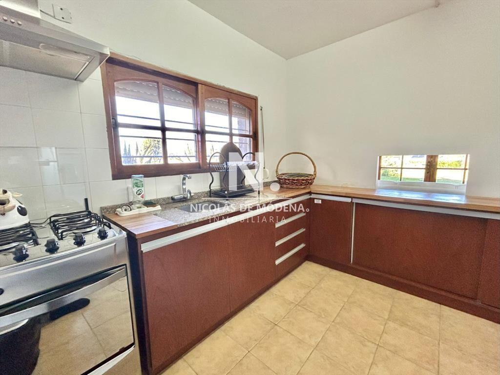 Excelente casa en La Juanita - Primera lÃnea del mar En Aq