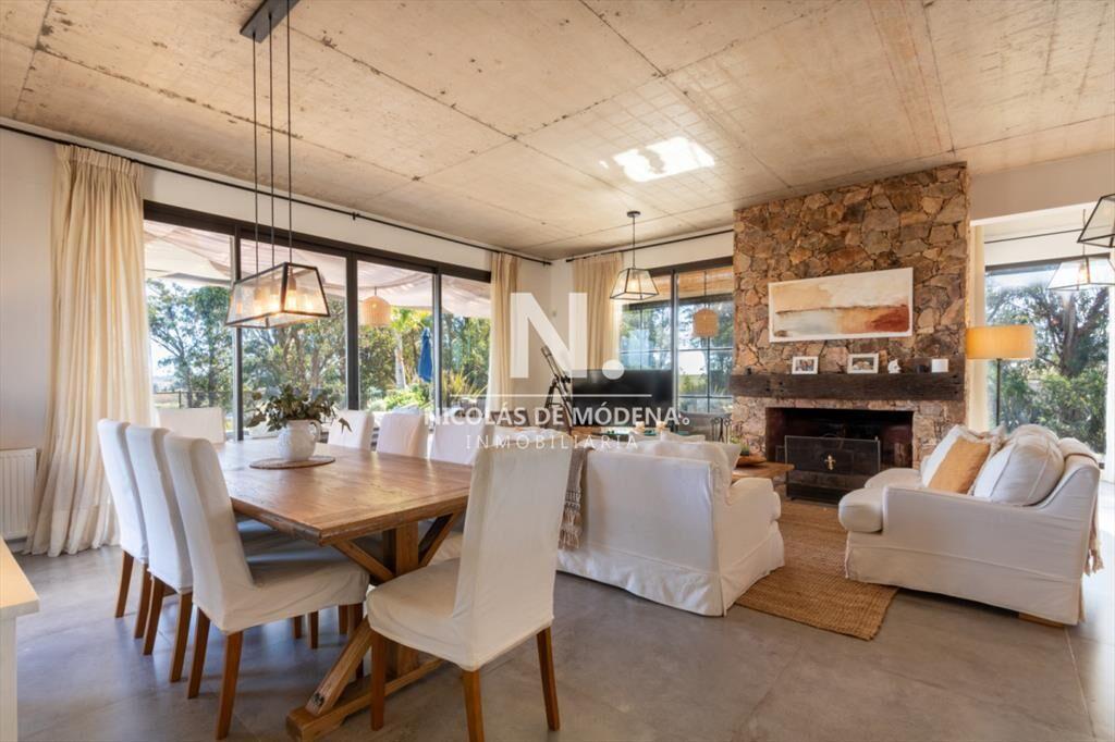 Casa en Alquiler Barrio Privado Manantiales Cuatro dormito