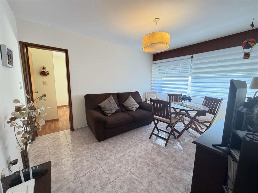 Alquiler anual de Apto Equipado - 1 dormitorio - Frente a l