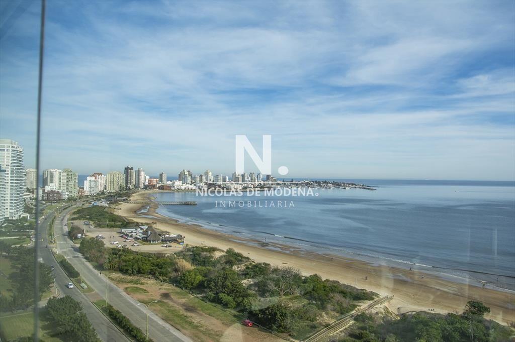 Hermoso Departamento en venta. Torre Tunquelen,