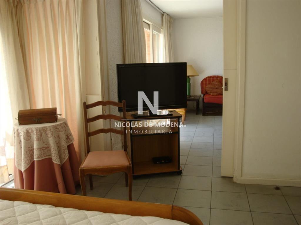 En venta apartamento de 2 dormitorios, en con al