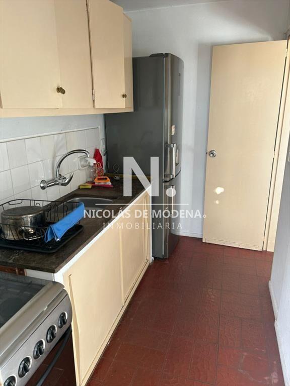 Vende impecable apartamento de 2 dormitorios, en