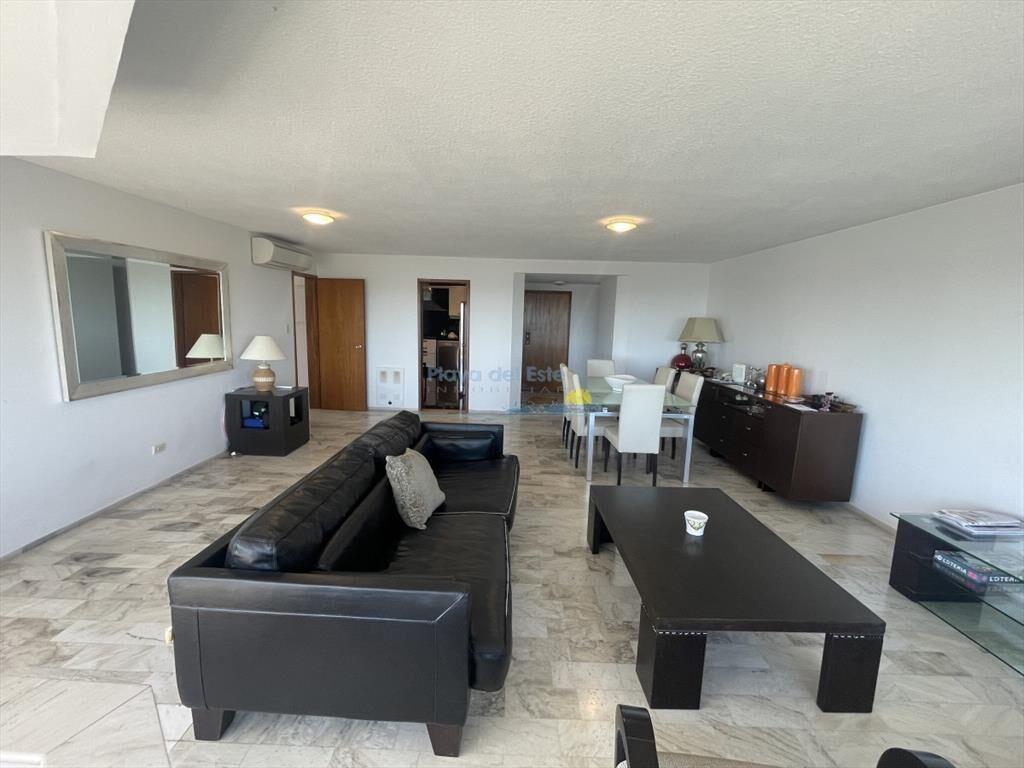 APARTAMENTO DE 3 DORMITORIOS EN VENTA