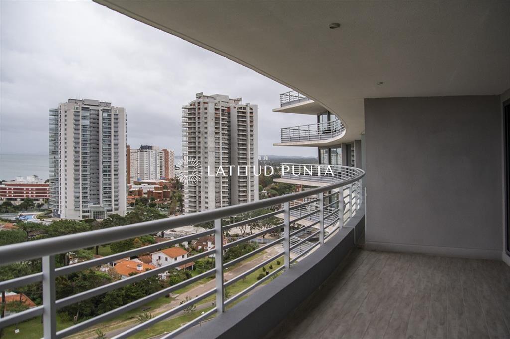 Apartamento en Mansa, 3 dormitorios