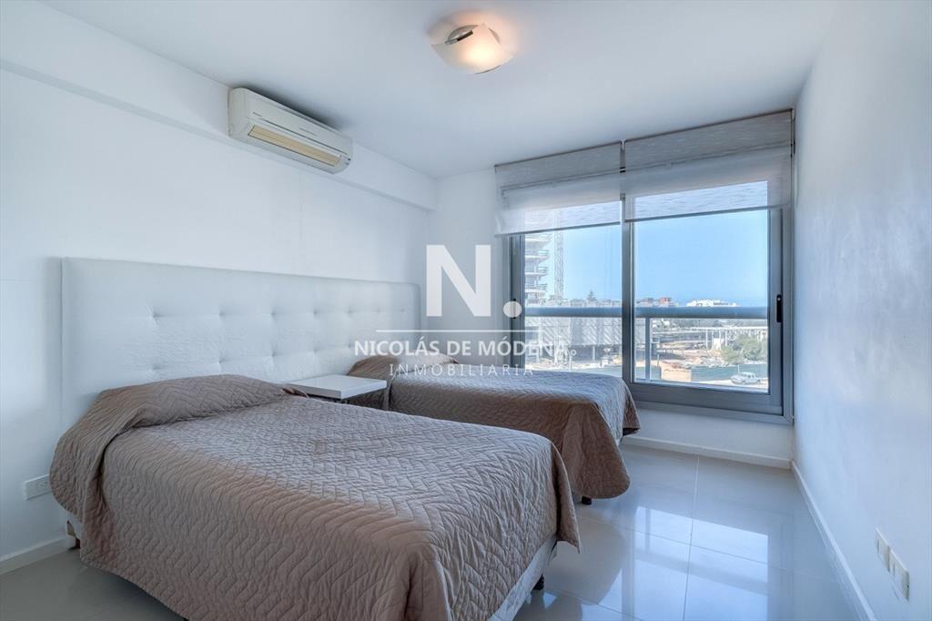 Vende apartamento de 2 dormitorios en Quartier