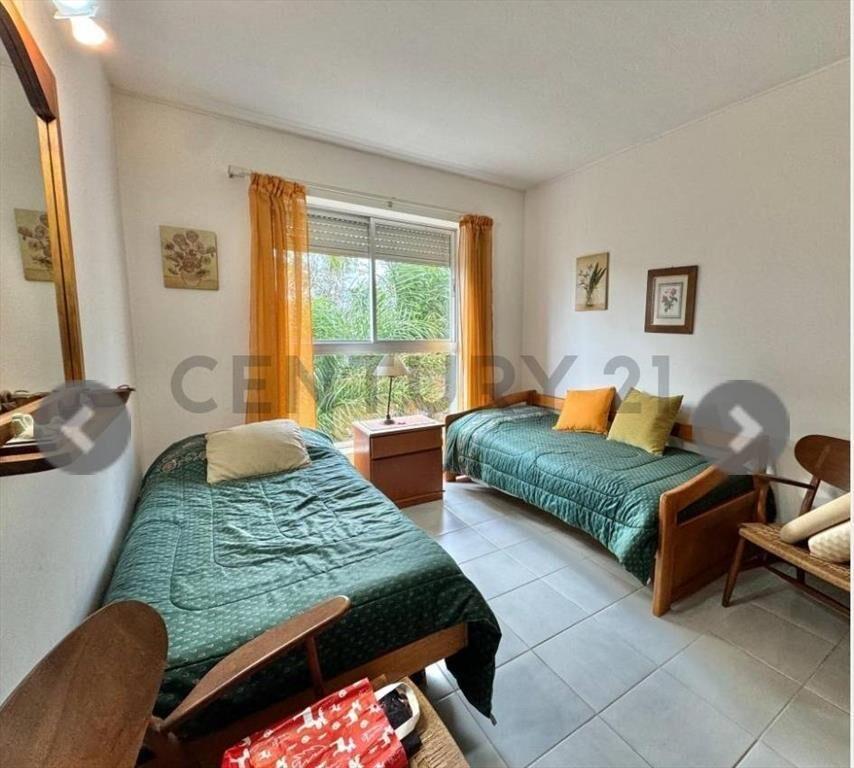 Venta Nuda propiedad Rambla Punta del Este -Apto 2 Dor -...