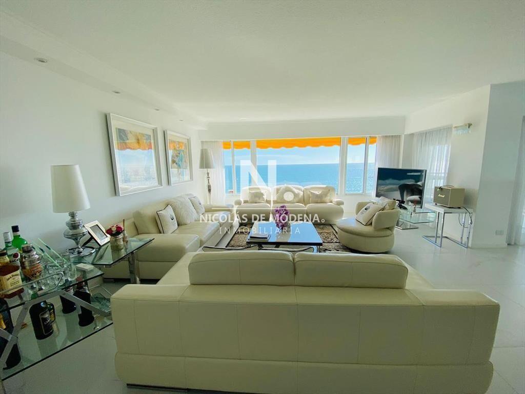 EXCELENTE APARTAMENTO EN PLAYA MANSA