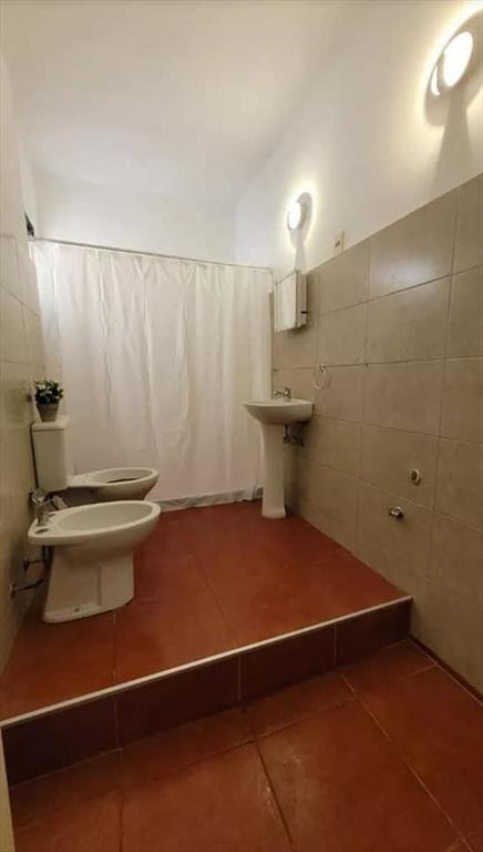 VENDO apartamento 2 DORMITORIOS, EN EXCELETE ZONA CENTRO A