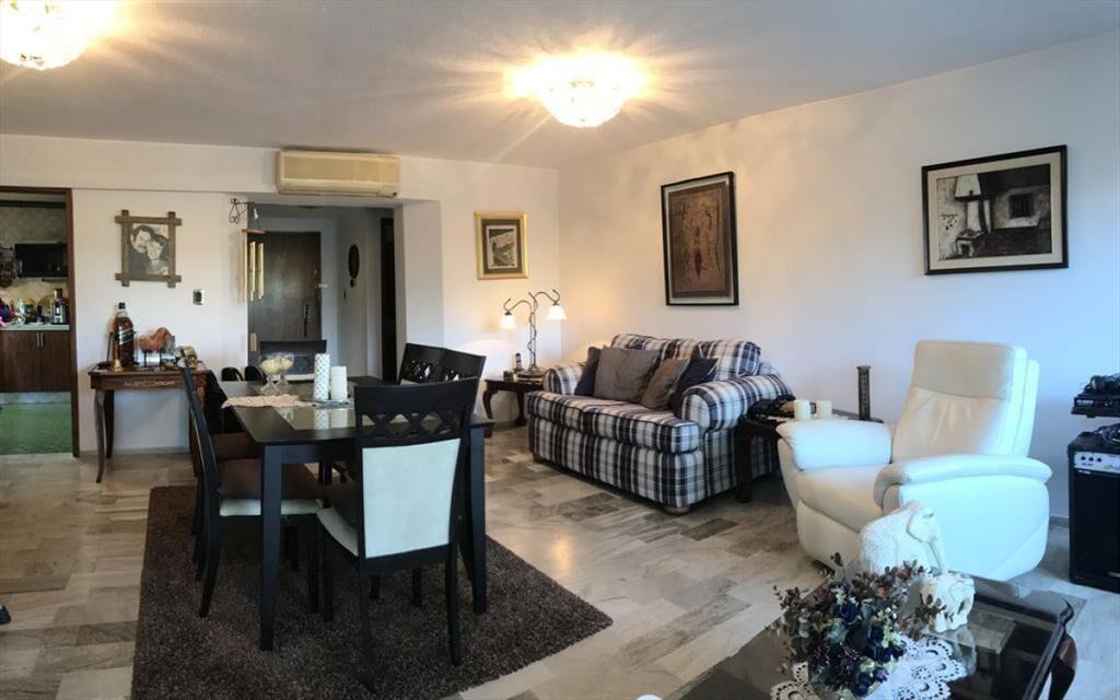 Apartamento de 3 dorm. Avda. Roosevelt - Punta del Este - F