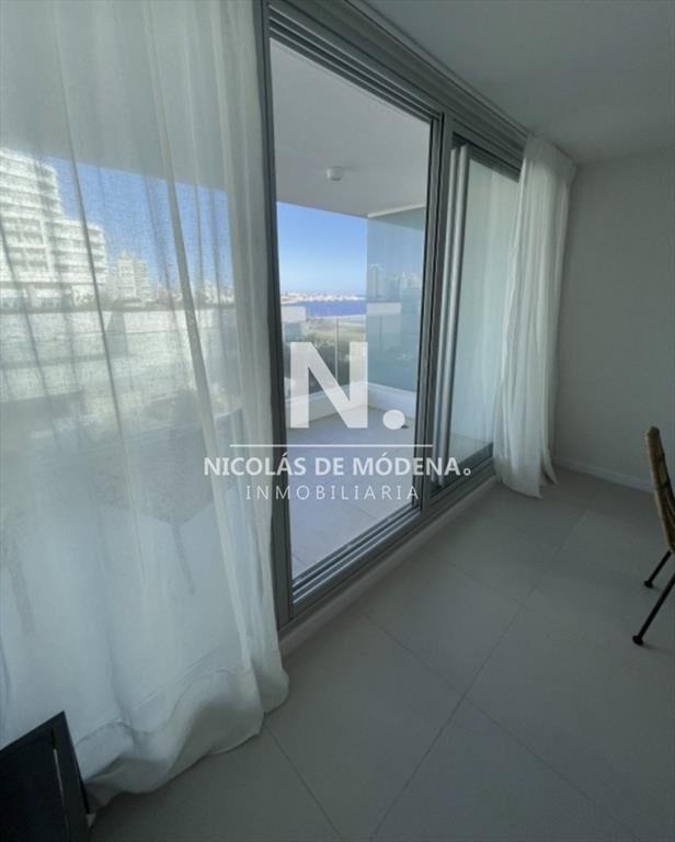En venta apartamento de 2 dormitorios en Mansa,