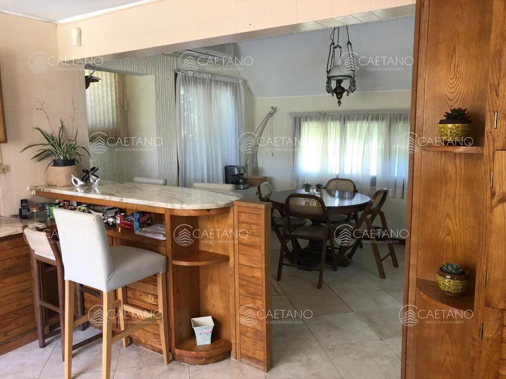 casa en excelente ubicación, 8 dormitorios