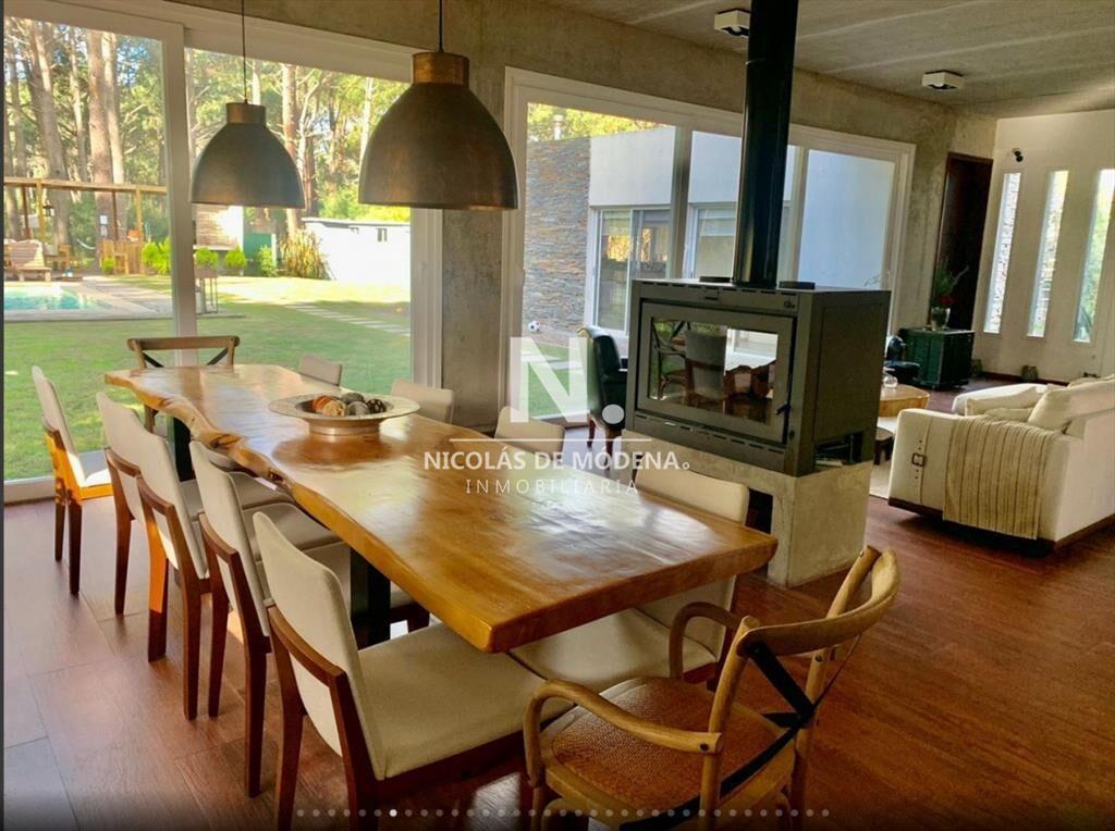 Se vende casa en Montoya, La Barra en impecable