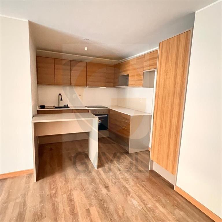 Estrene Apartamento 1 Dormitorio con balcón al frente, Poci