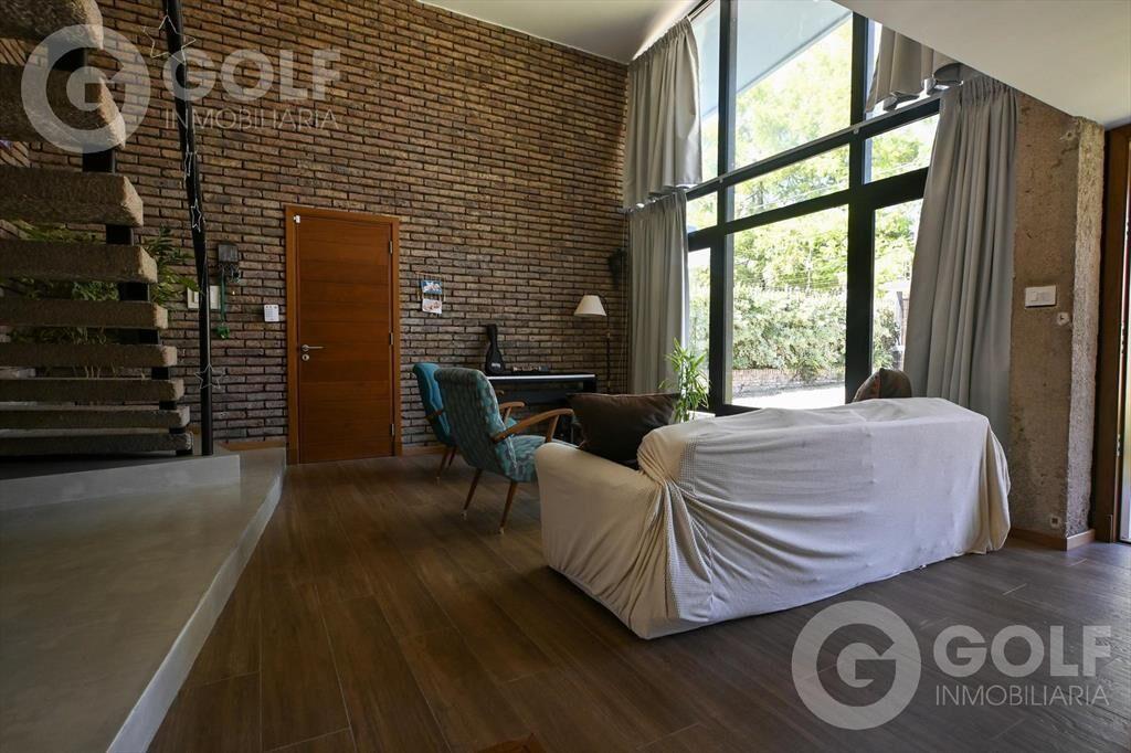 CASA EN VENTA 3 DORMITORIOS EN PUNTA GORDA