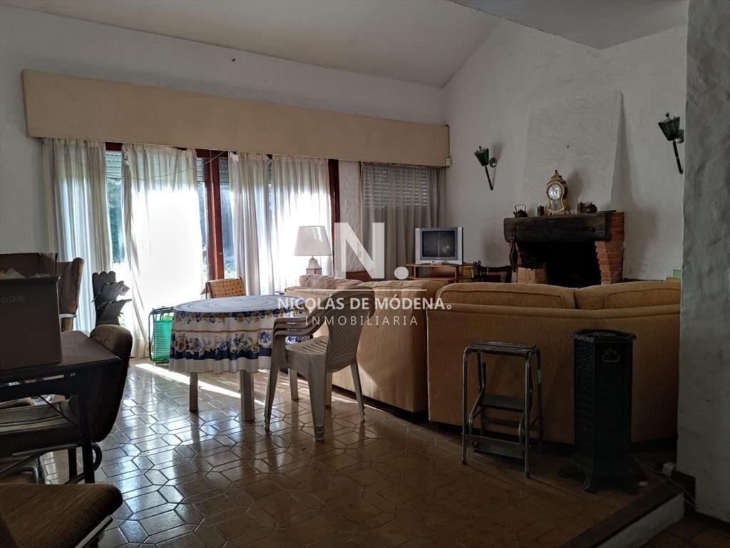 En venta casa de 4 dormitorios en San Rafael - y