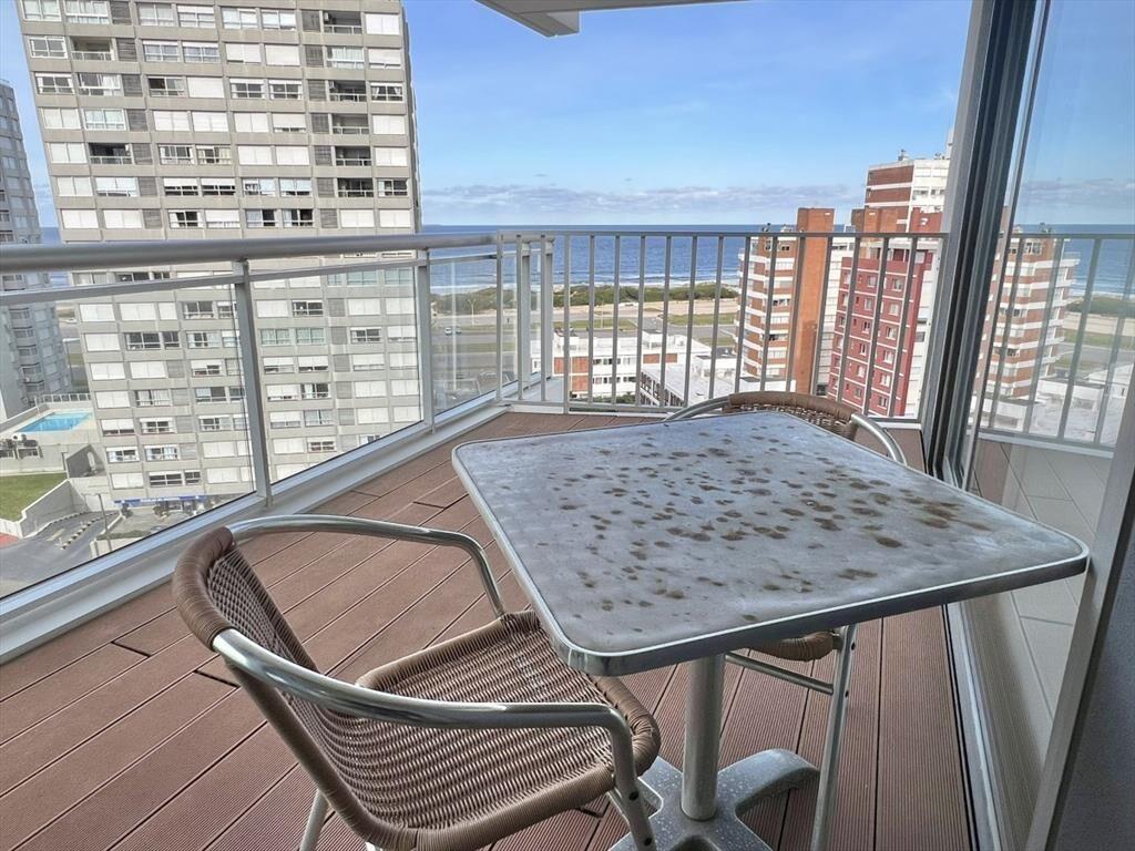 VENTA APARTAMENTO 2 DORMITORIOS EDIFICIO ONIX