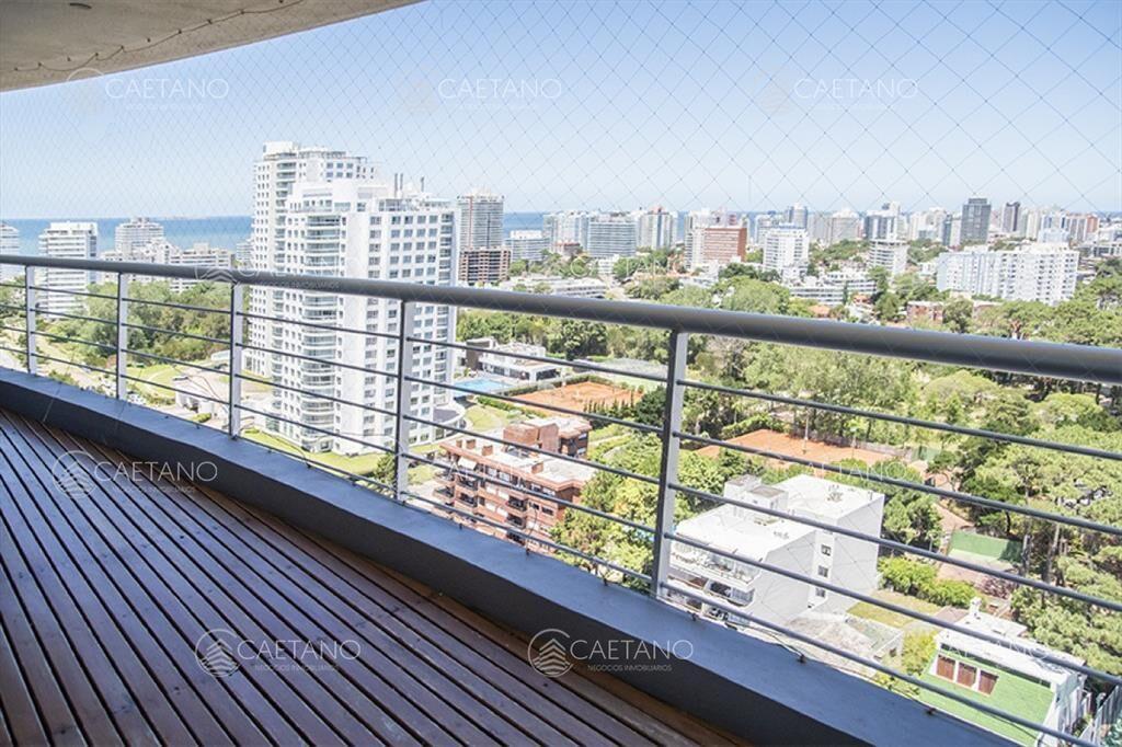 Hermoso PentHouse con vista al mar.