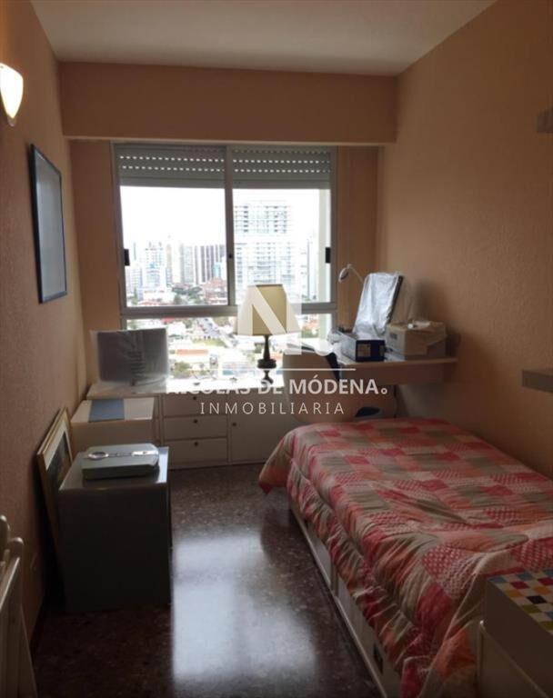 hermoso departamento en torre Malecón ,