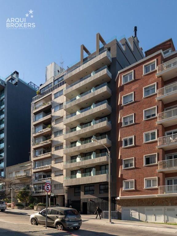 Apartamento 2 dormitorios en venta en Punta Carretas con 3