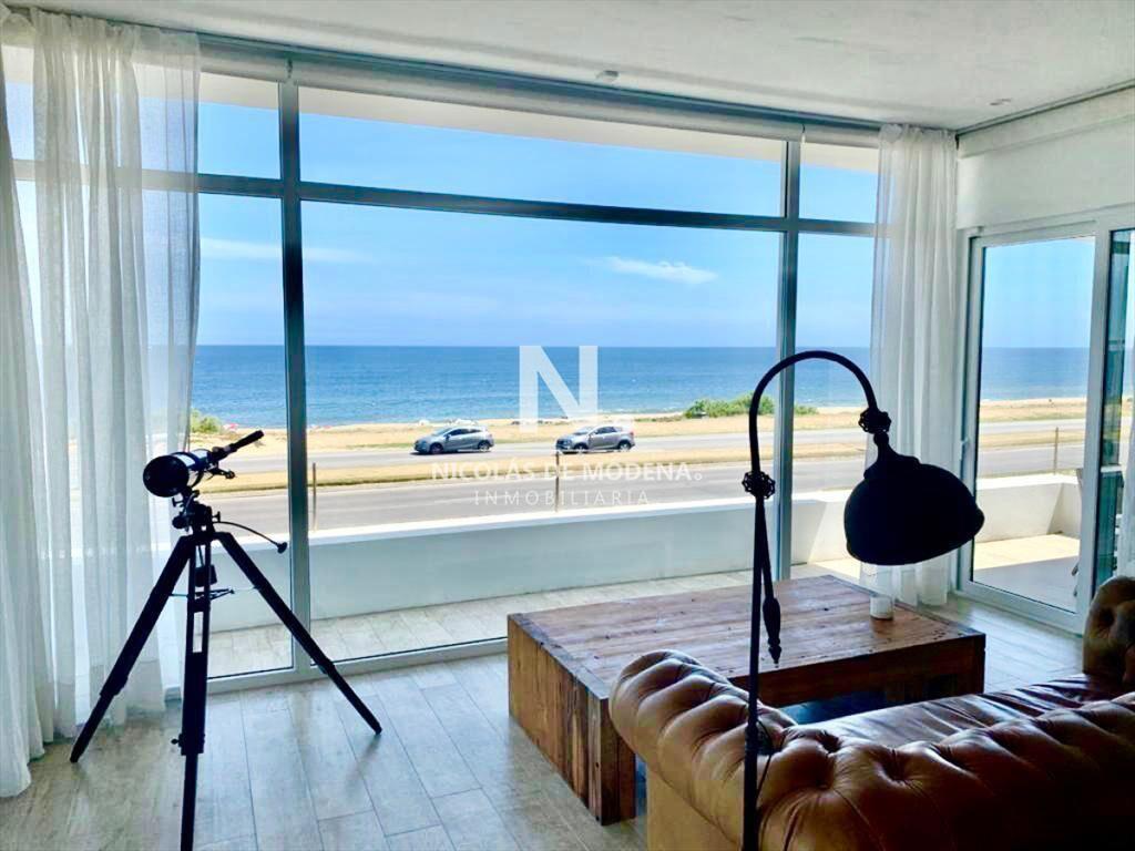 Excepcional casa FRENTE AL MAR, 5 Suites, Arq.
