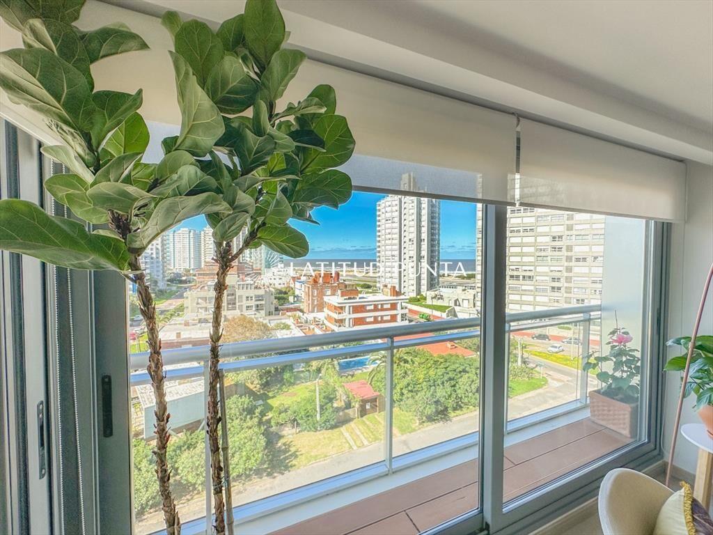 Apartamento en Brava, 2 dormitorios en suite más