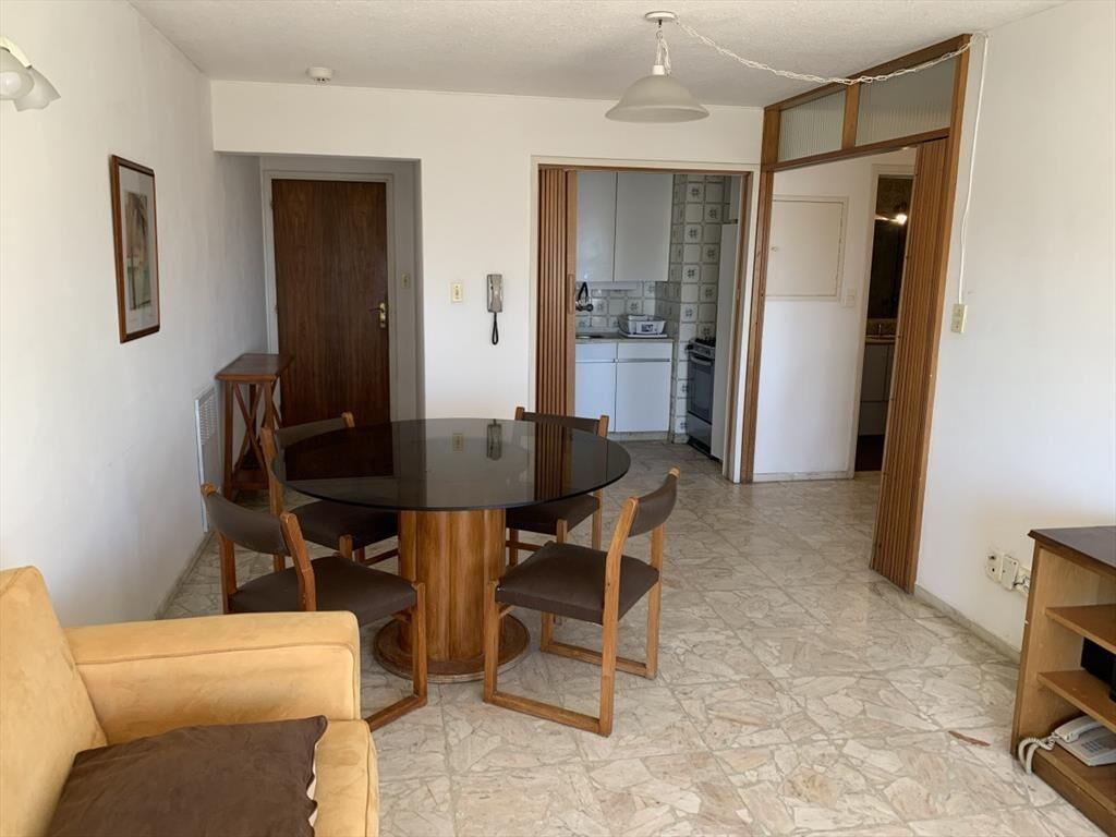 VENTA APARTAMENTO 1 DORMITORIO Y MEDIO PENINSULA