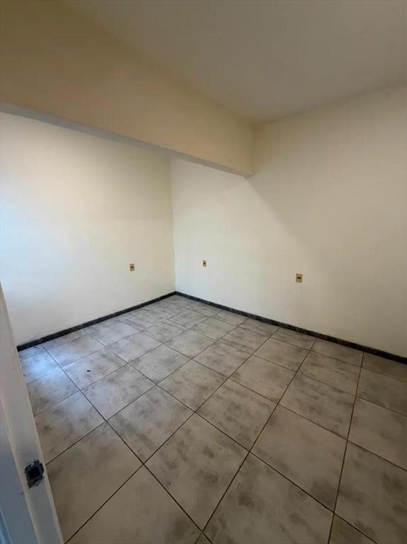 Venta Casa 2 dormitorios con cochera terraza y barbacoa en