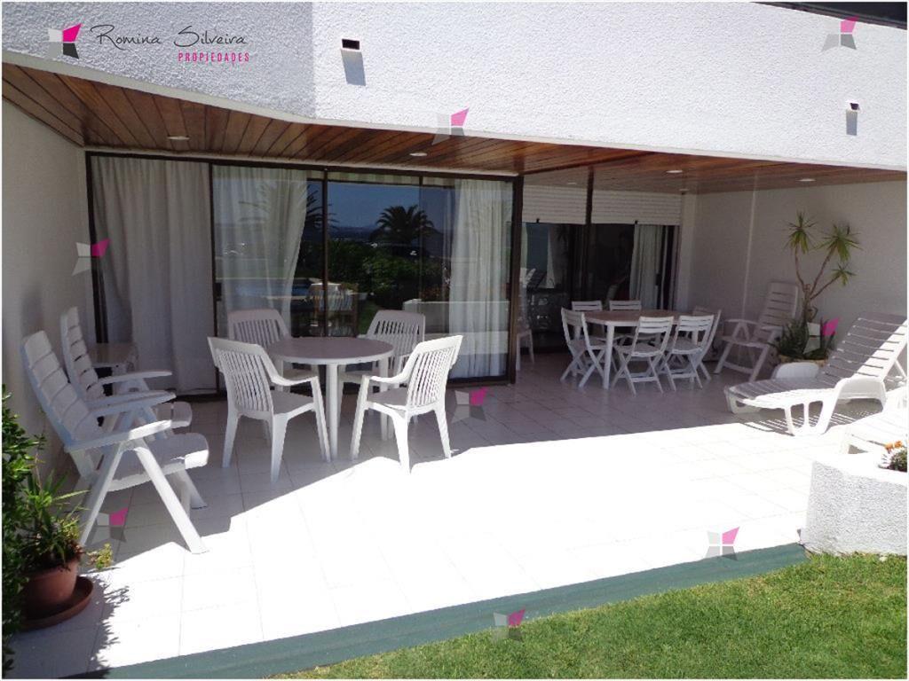 VENTA DE APARTAMENTO DE 3 DORMITORIOS EN PUERTO PUNTA DEL E