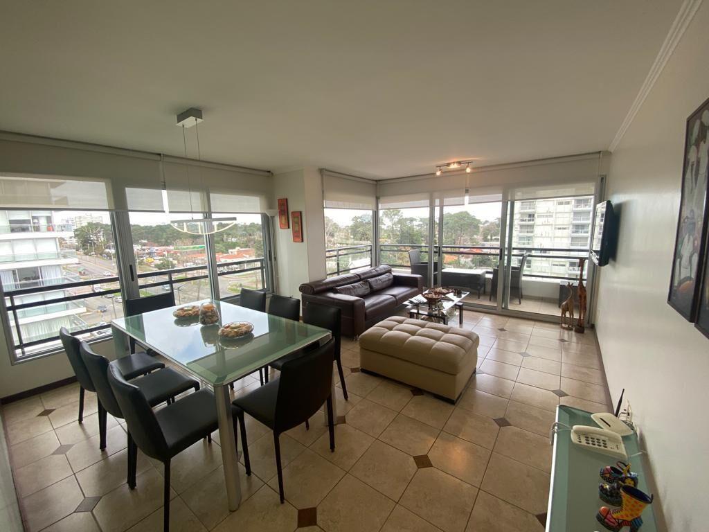 Roosevelt y parada 14, gran torre con amenities, 110 m2, gg