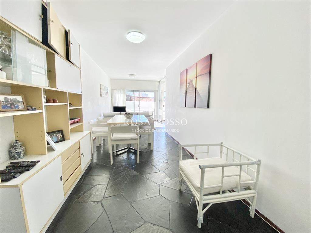 Apartamento, Alquiler, 2 dormitorios, Península, Punta del