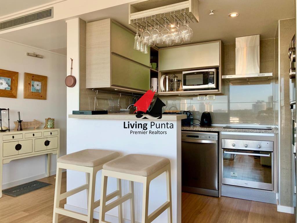 Venta de excelente Apartamento de dos Playa Mansa