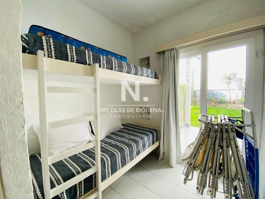 Apartamento La Barra Tres Dormitorios