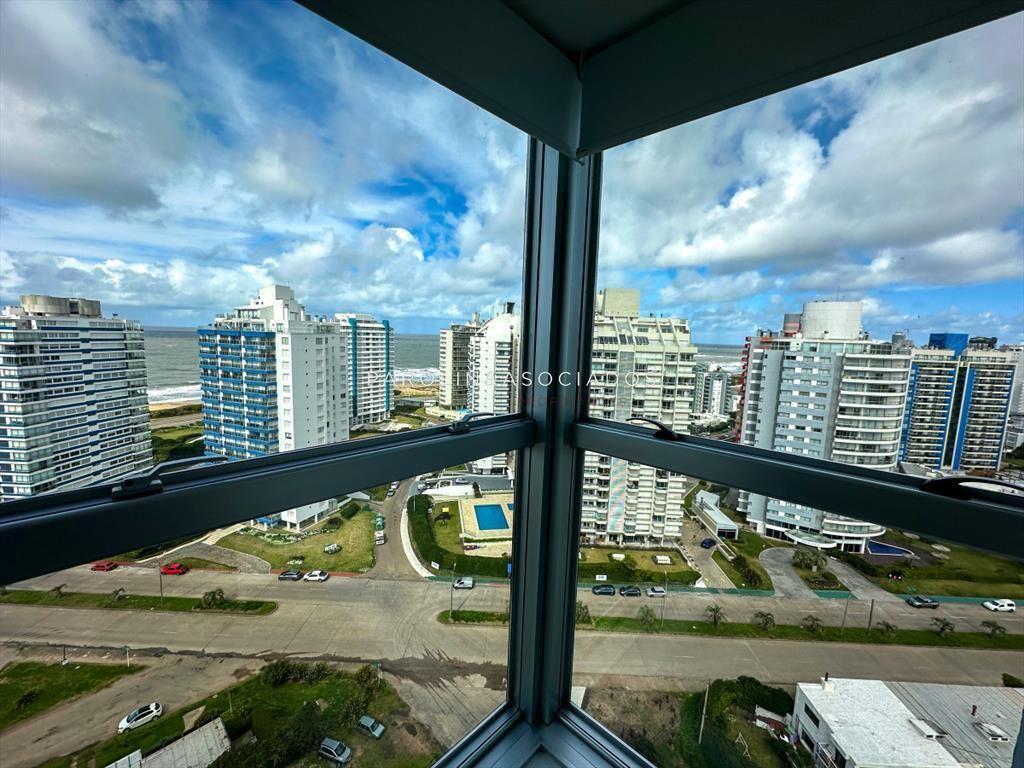 Departamento en Venta en Forest Tower de 4 Punta