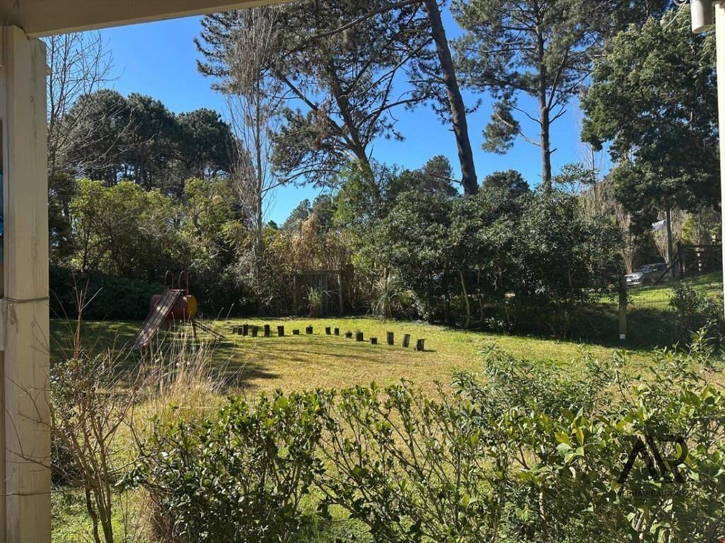 Casa en venta c/ cochera en Laguna Del Sauce