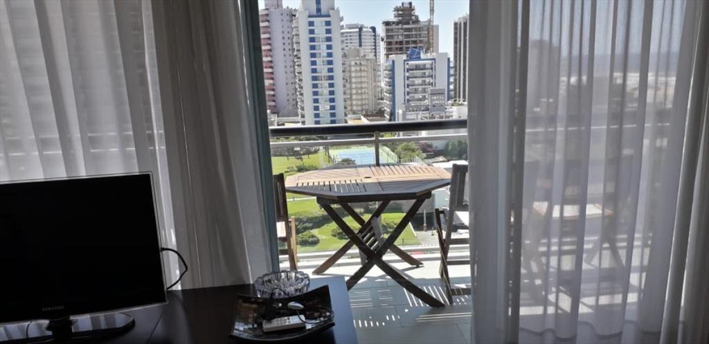 Apartamento en Peninsula, 2 dormitorios