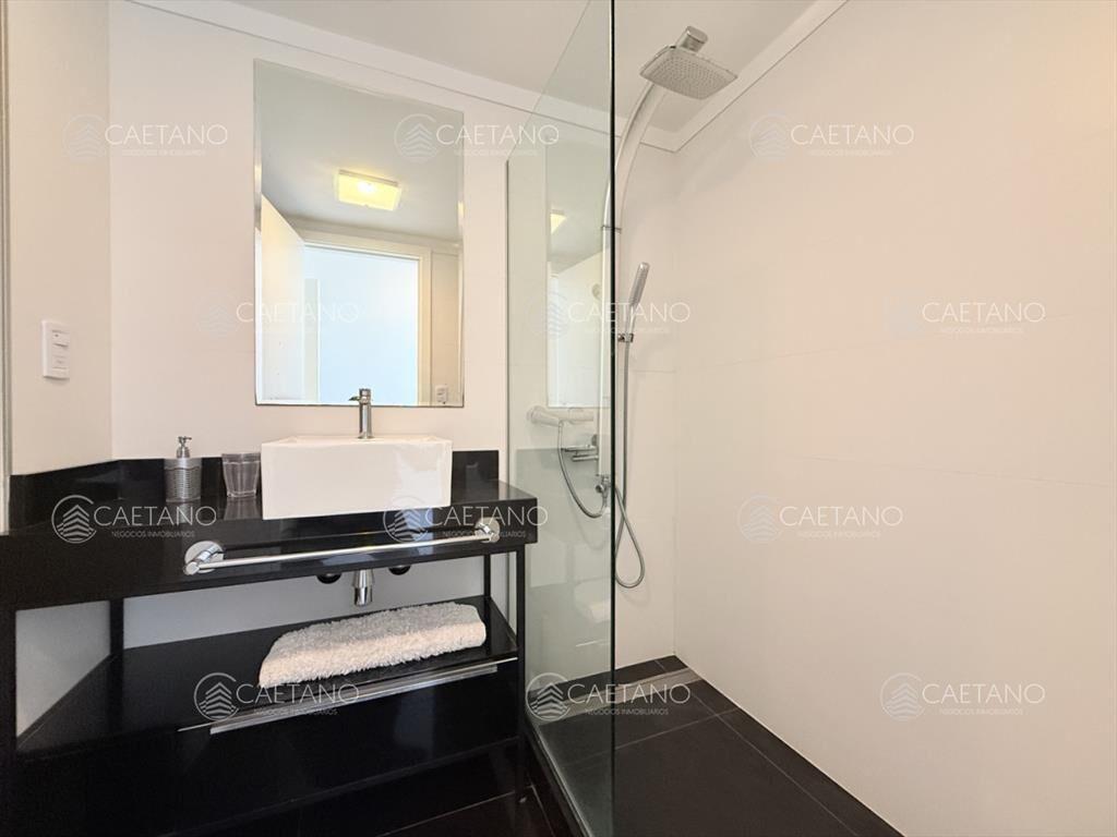 Venta apartamento 3 dormitorios - Playa Mansa,