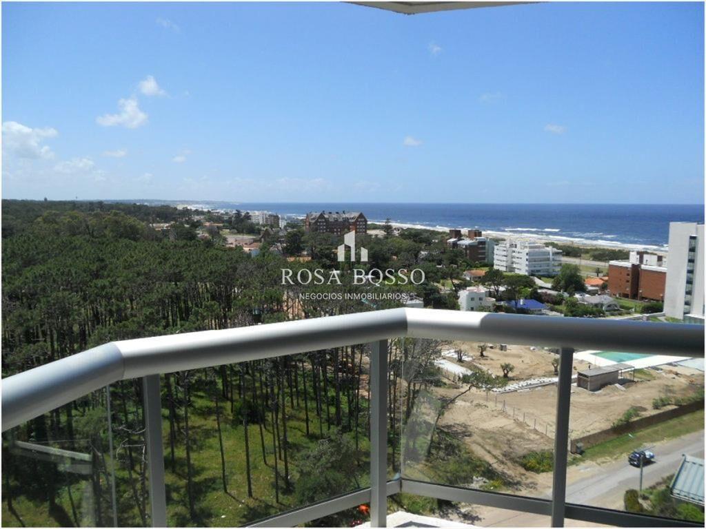 Apartamento en Brava, 2 dormitorios *