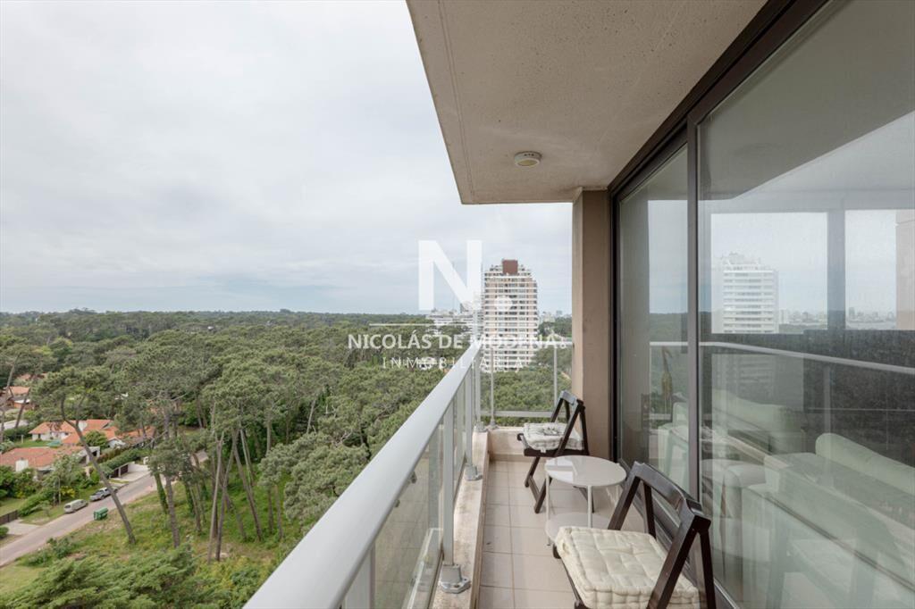 Apartamento en Venta, 2 Dormitorios - Punta del