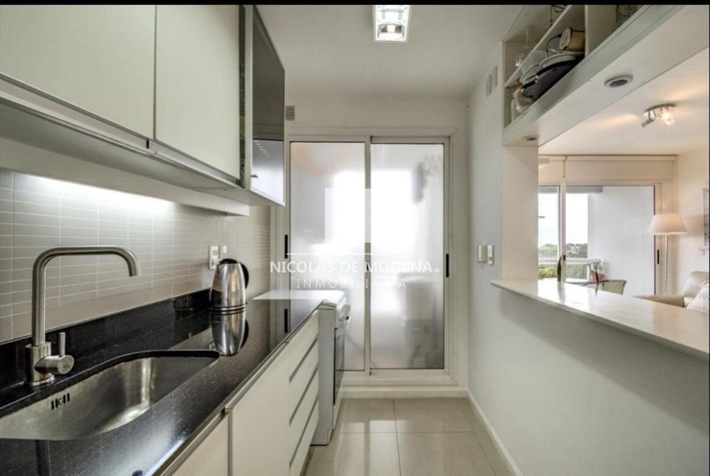 En venta apartamento de 2 dormitorios en Jardines