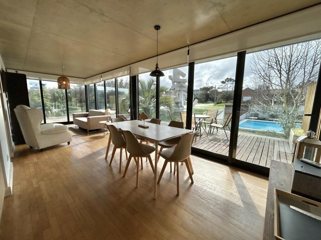 VENTA DE APARTAMENTO DE 2 DORMITORIOS - RAMBLA 24