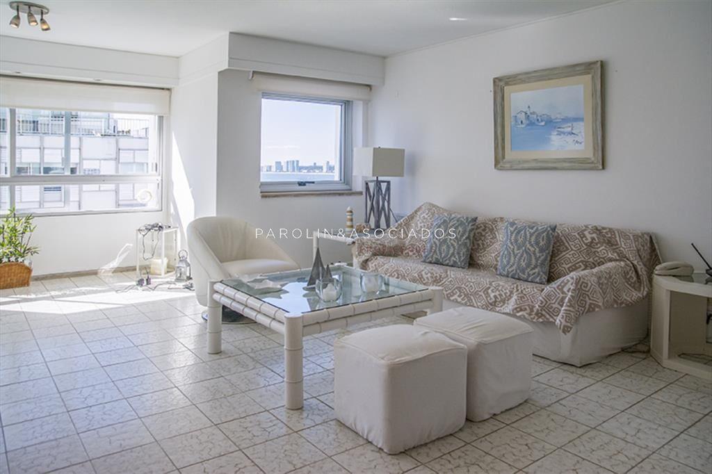 Apartamento en Venta de 2 dormitorios en , Punta