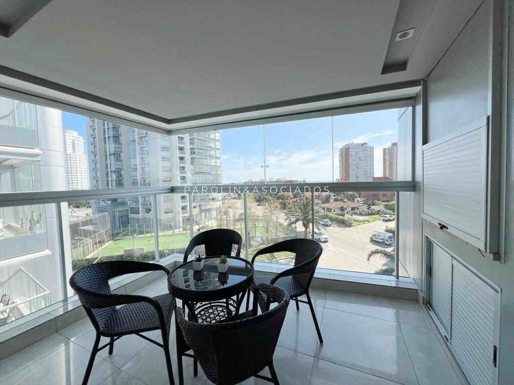 Apartamento en venta de 2 dormitorios en Miami