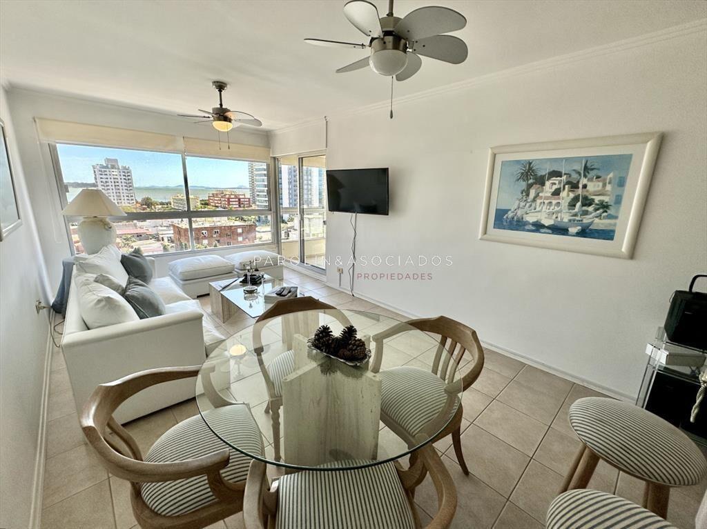 Departamento en Venta de 2 dormitorios en Torre
