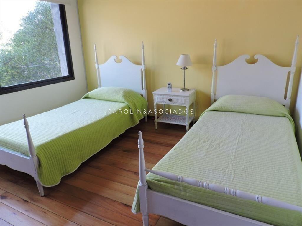 Casa en venta de 3 dormitorio en Montoya, Punta del Este.