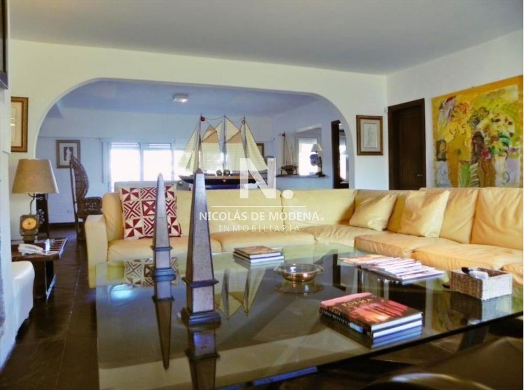 Casa en La Barra en venta.