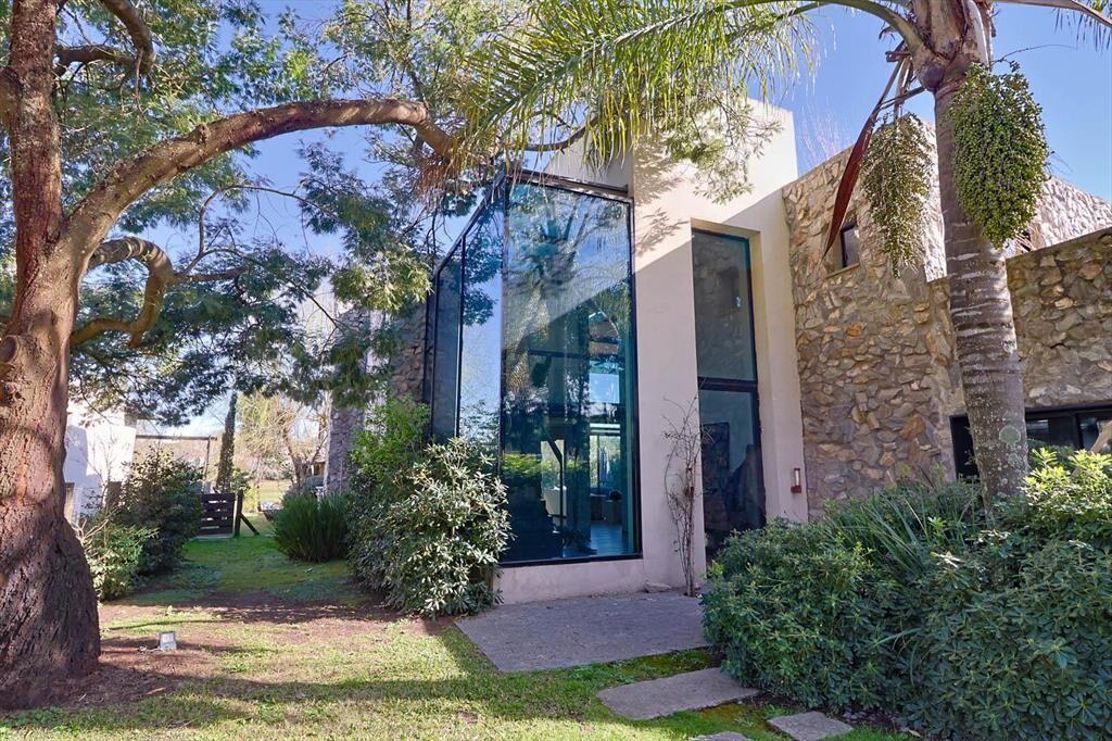 Casa de diseño en Lomas de la Tahona