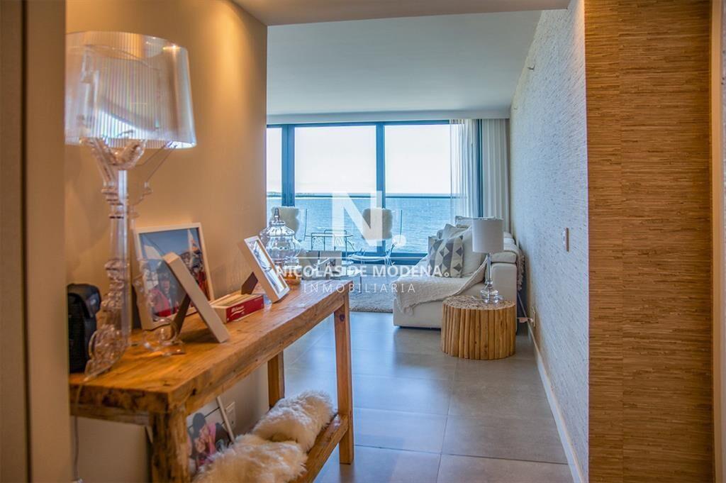 Departamento de 3 suites en Alquiler frente al mar. Venetia