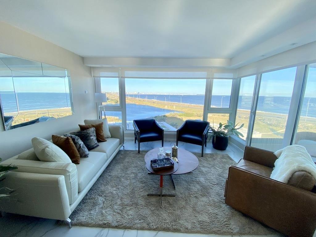 Venta apartamento 3 dormitorios Punta del Este