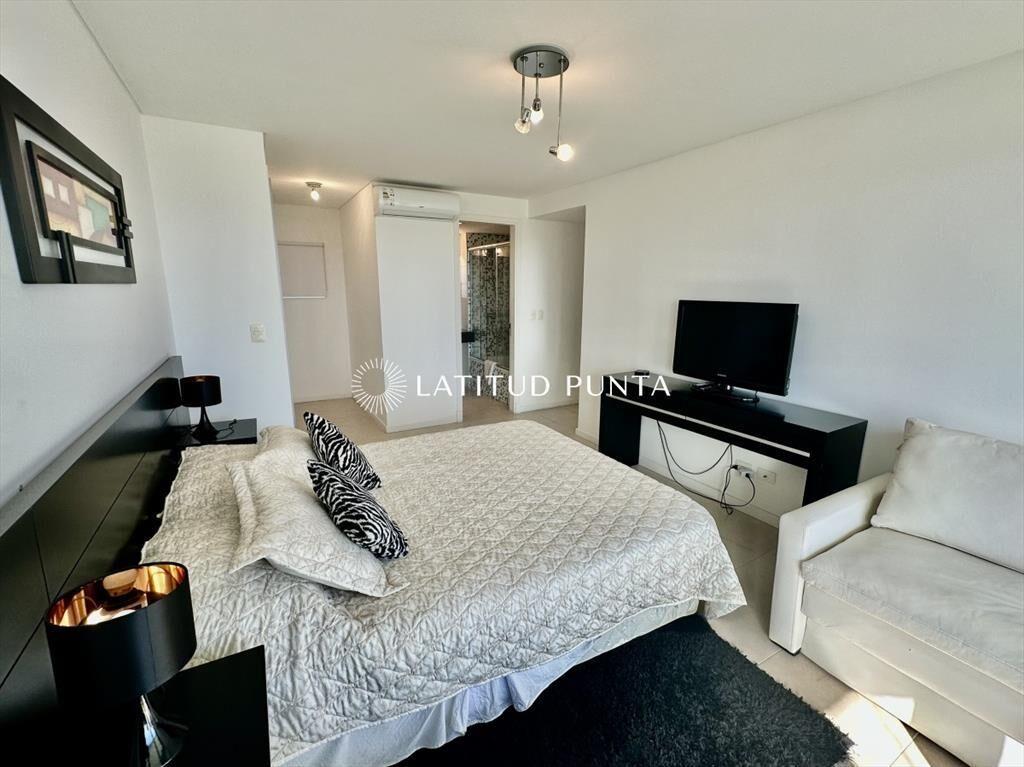 Apartamento en Mansa, 2 dormitorios y medio